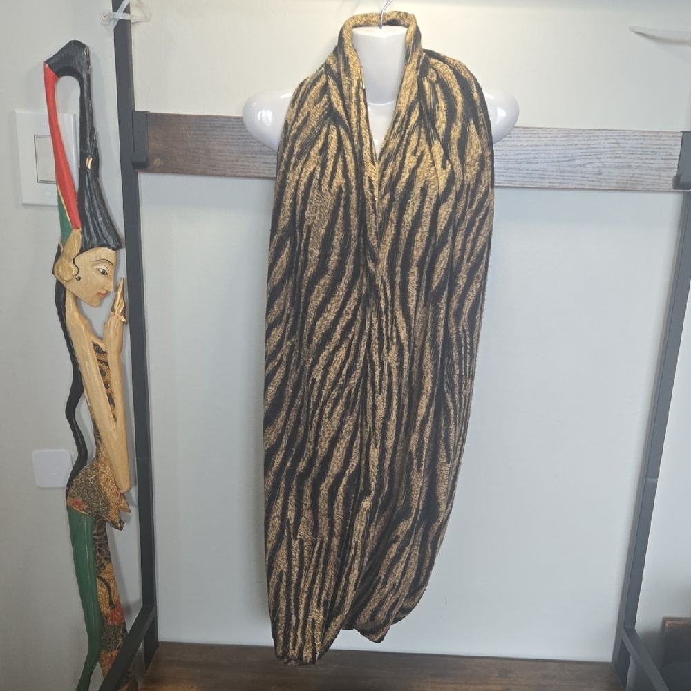 Michael Kors Tiger Infinity Y2K Warm Soft Winter Scarf